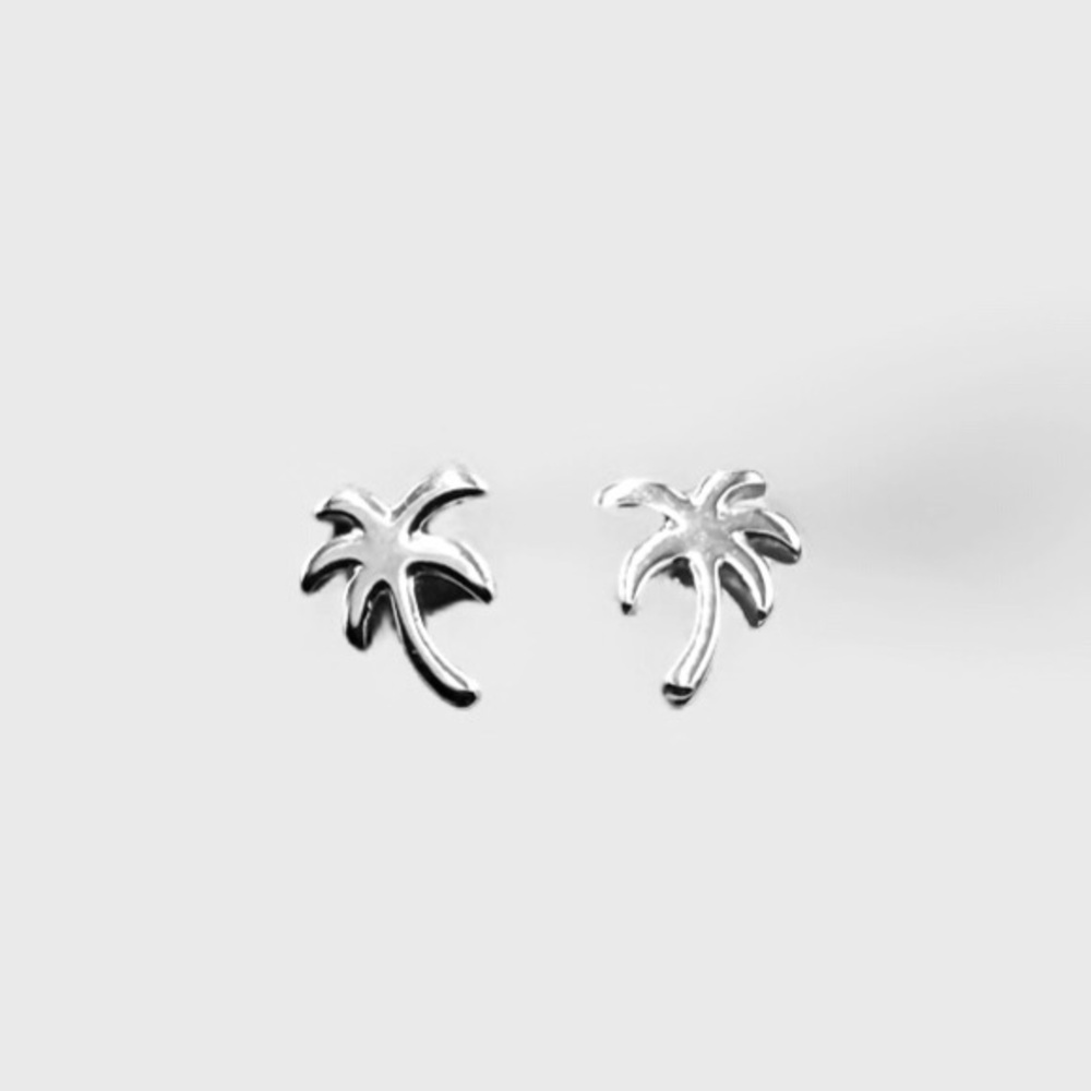 .925 Sterling Silver Palm Tree Stud Earrings! NEW! - Picture 2 of 2